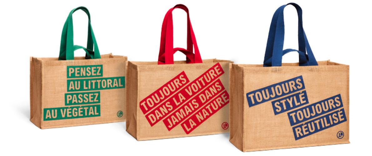 Chez nous, les sacs de caisse en plastique, c’est totalement fini !